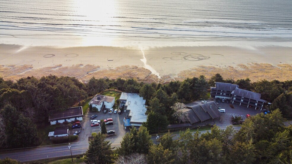 More Photos Of 4651 SR 109, Moclips Hotel For Sale