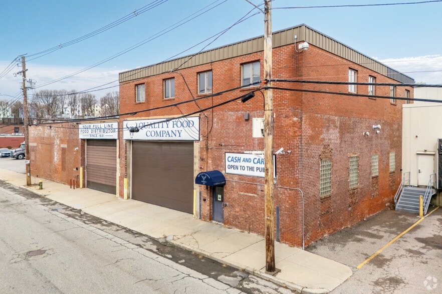 Primary Photo Of 15-25 Bath St, Providence Warehouse For Lease