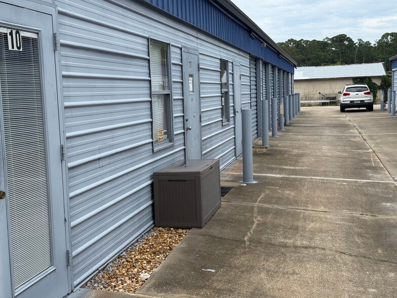 More Photos Of 14 Utility Dr, Palm Coast Industrial For Lease