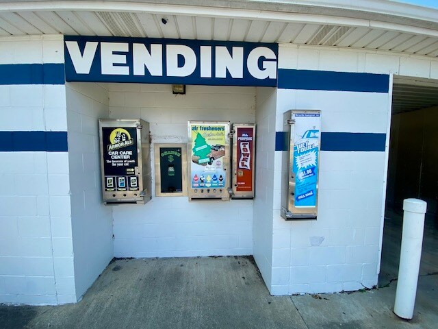 More Photos Of 901 W 9th St, Muncie Carwash For Sale