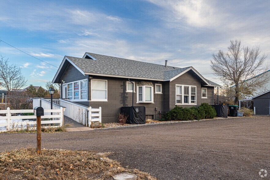 More Photos Of 710 South St, Castle Rock Storefront Retail Office For Lease