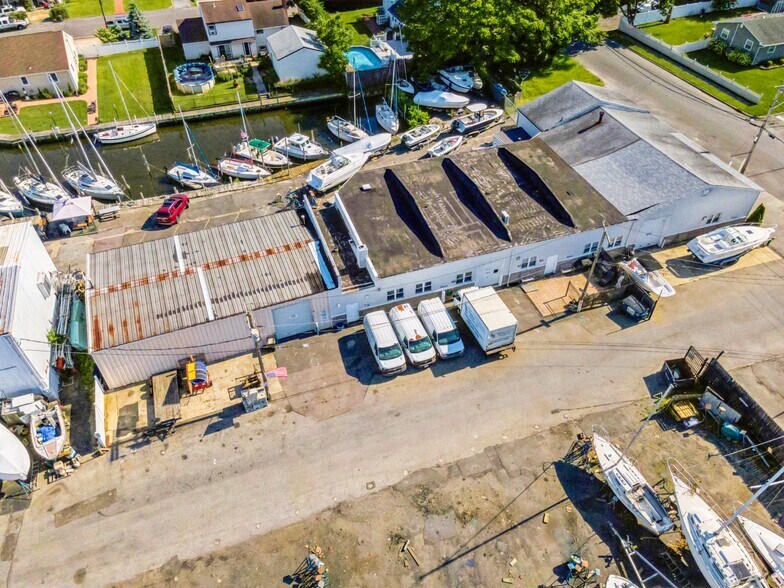 More Photos Of 41 Degnon Blvd, Bay Shore Manufacturing For Sale