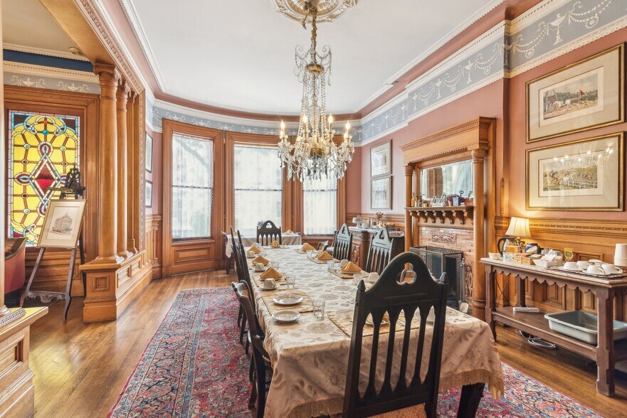 More Photos Of 1057 Steiner St, San Francisco Hospitality For Sale