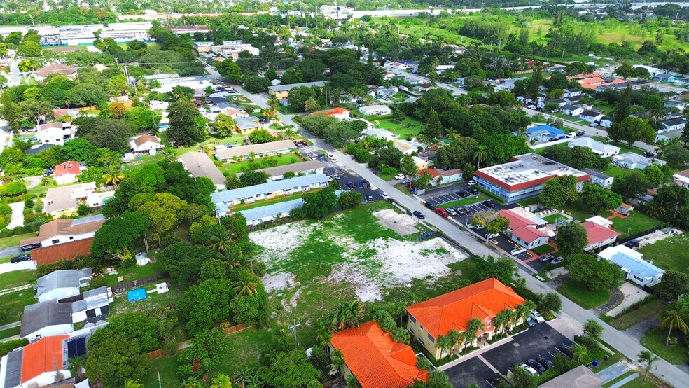 More Photos Of 2630 Pierce St, Hollywood Land For Sale