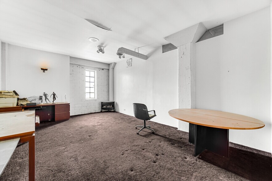 More Photos Of 7411 S Stony Island Ave, Chicago Warehouse For Sale