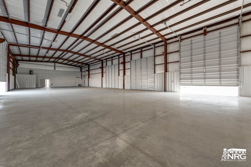 More Photos Of 2700 County Rd 130 rd, Midland Warehouse For Sale