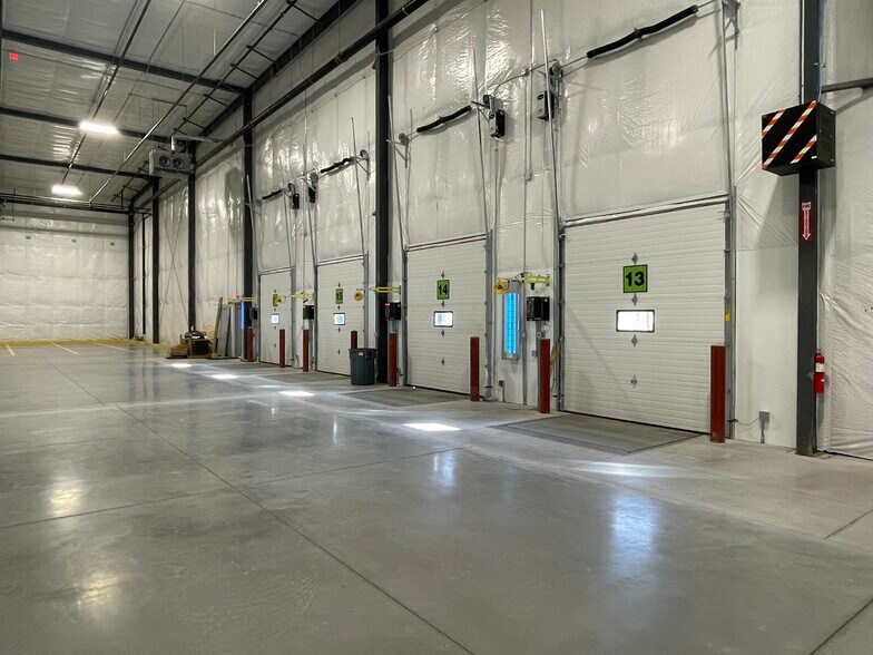 More Photos Of I-41 and Rosehill @ Evergreen, Kaukauna Refrigeration Cold Storage For Lease