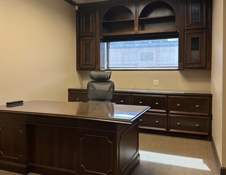 More Photos Of 6903 Fm 359 Rd, Fulshear Manufacturing For Lease