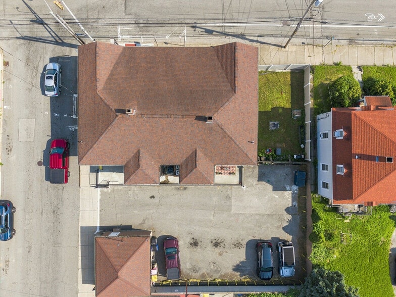 More Photos Of 491 Brayton Ave, Fall River Apartments For Sale
