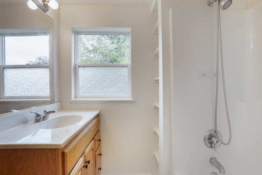More Photos Of 1133 Irvington Dr, Eugene Land For Sale