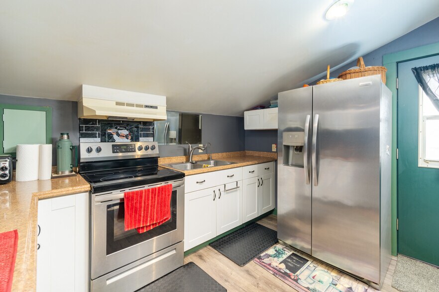 More Photos Of 1310 IL Highway 26, Princeton Specialty For Sale