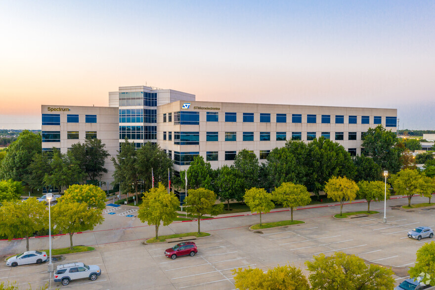 Primary Photo Of 750 Canyon Dr, Coppell Office For Lease