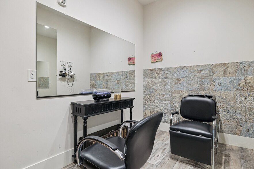 More Photos Of 3111 E Acoma Dr, Phoenix Assisted Living For Sale