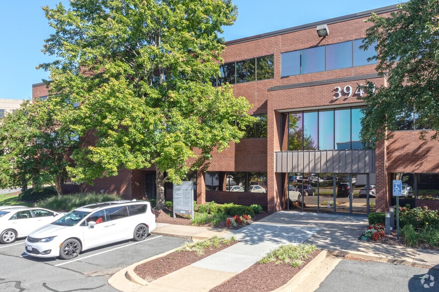 More Photos Of 11208 Waples Mill Rd, Fairfax Unknown For Lease