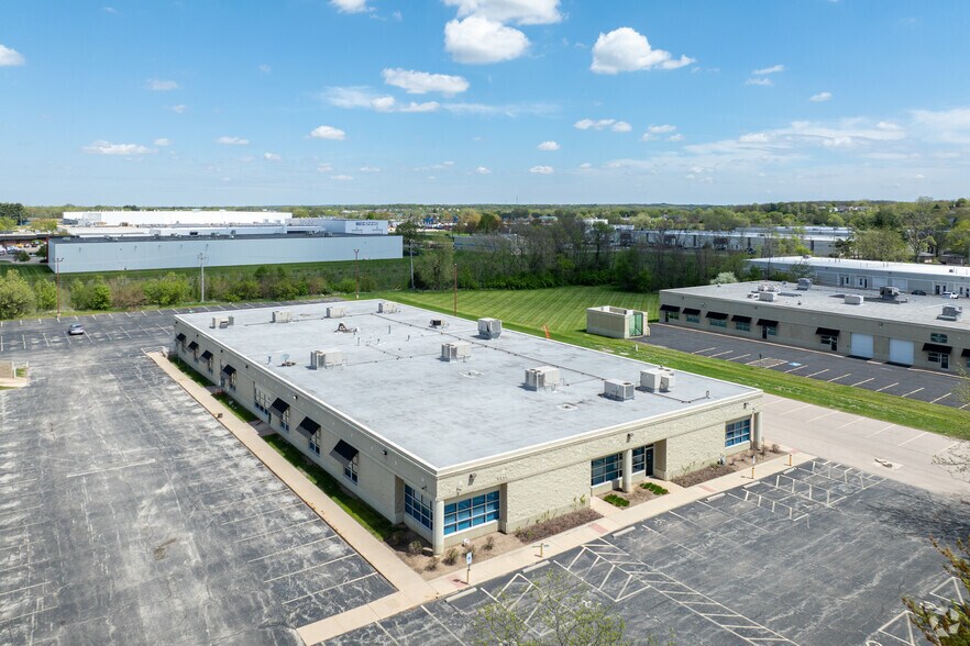 More Photos Of 9942 N Alpine Rd, Machesney Park Light Distribution For Lease