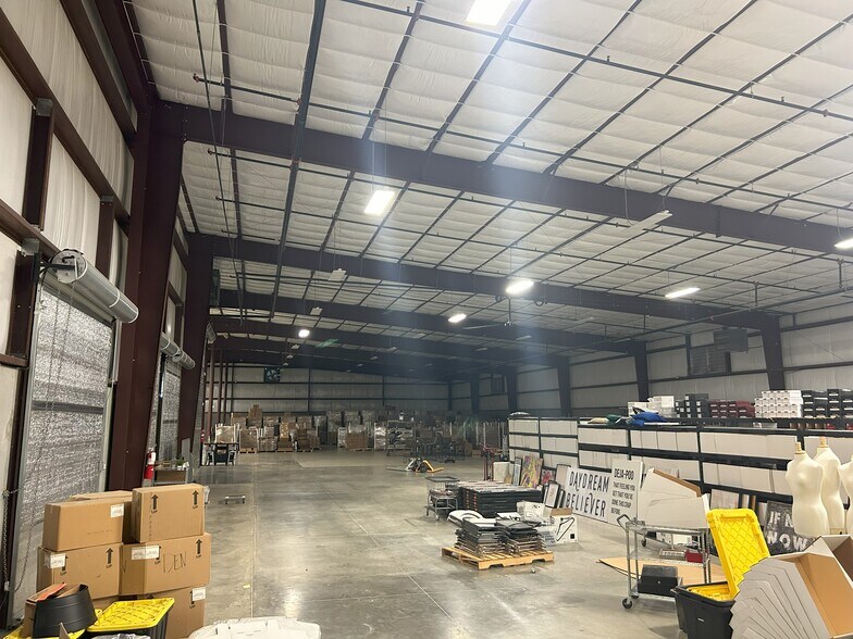 More Photos Of 7404 Business Pl, Arlington Distribution For Lease