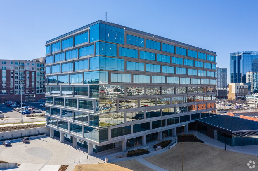 More Photos Of 10 Lea Ave, Nashville Office For Lease