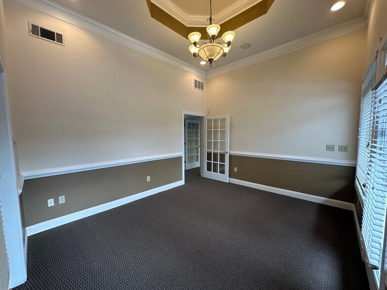 More Photos Of 3790 Holcomb Bridge Rd, Peachtree Corners Medical For Lease