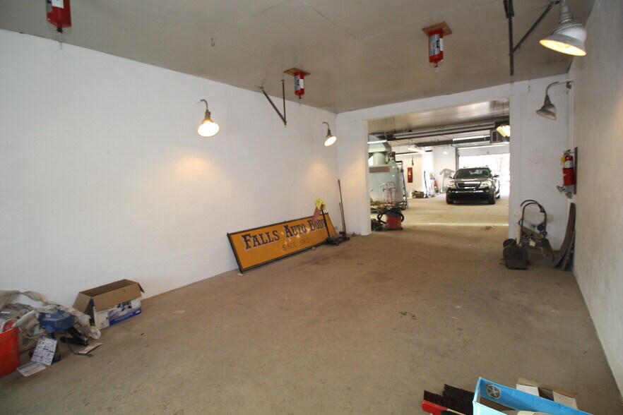 More Photos Of 27 Brooks Ave, Morrisville Service For Lease