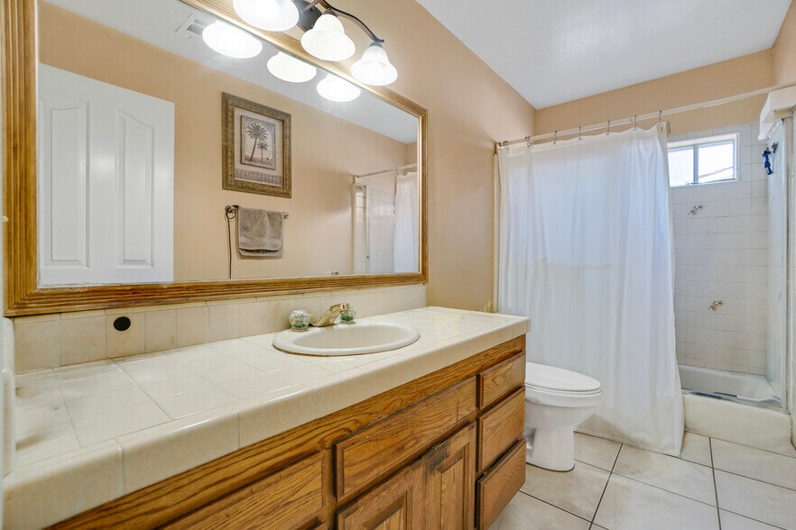 More Photos Of 8118 Alameda St, Downey Apartments For Sale