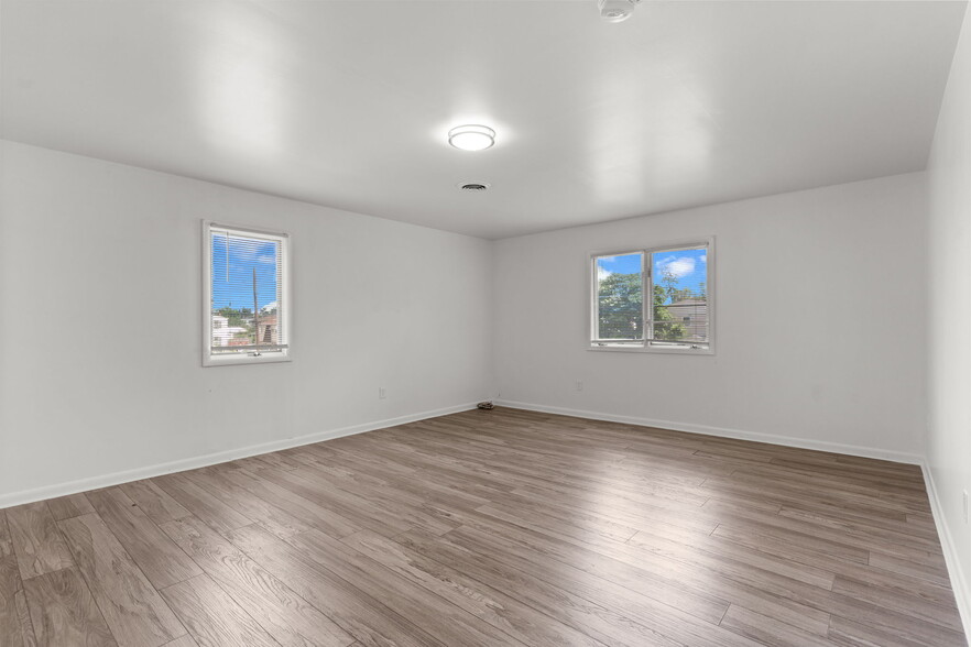 More Photos Of 3069 River Rd, Camden Storefront Retail Office For Sale