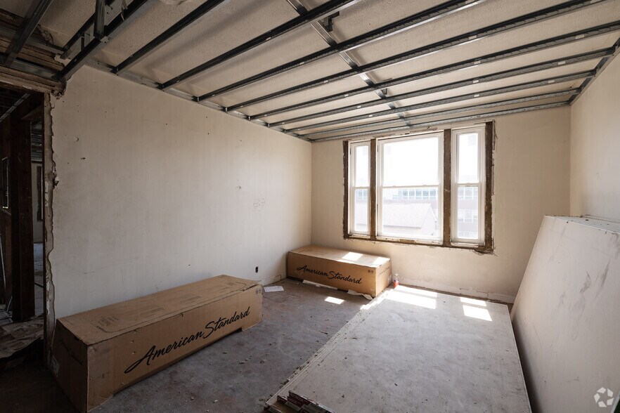 More Photos Of 212 Court St, Binghamton Apartments For Sale