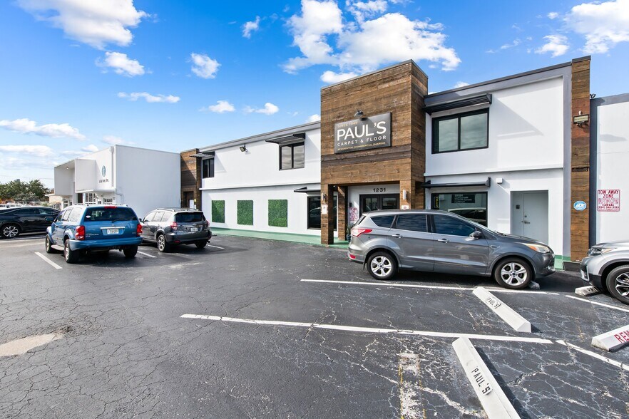 More Photos Of 1231 NE 8th Ave, Fort Lauderdale Office For Lease