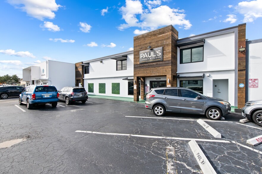 More Photos Of 1231 NE 8th Ave, Fort Lauderdale Office For Lease