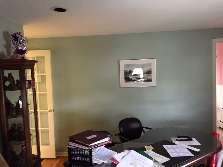 More Photos Of 100 Smithfield Ave, Pawtucket Medical For Sale