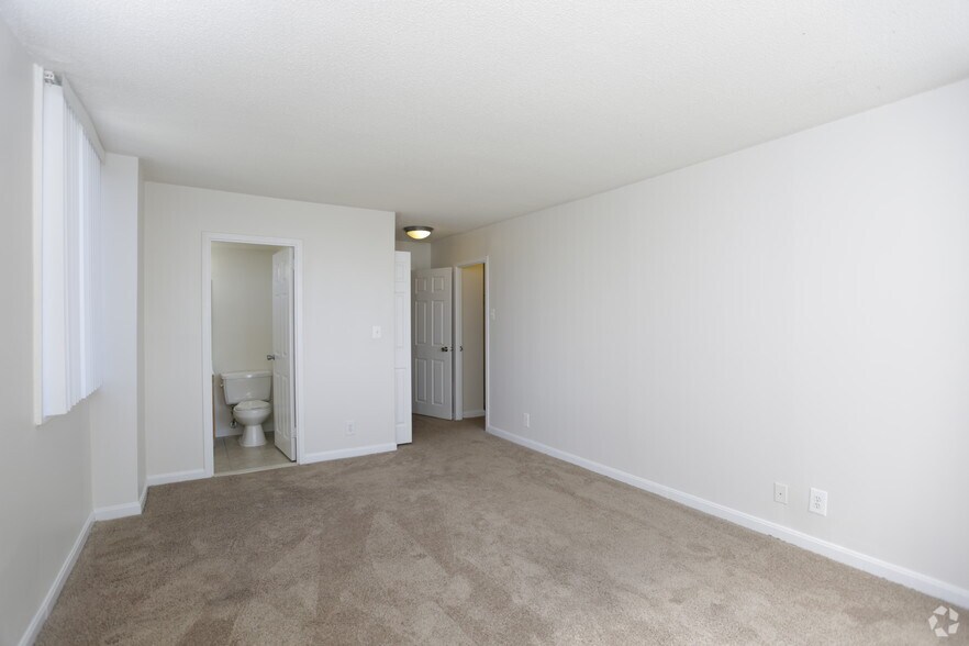 More Photos Of 3901 Suitland Rd, Suitland Apartments For Sale