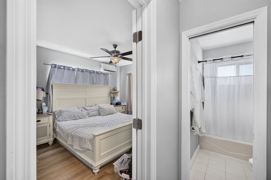 More Photos Of 3209 NE 7th Pl, Pompano Beach Specialty For Sale