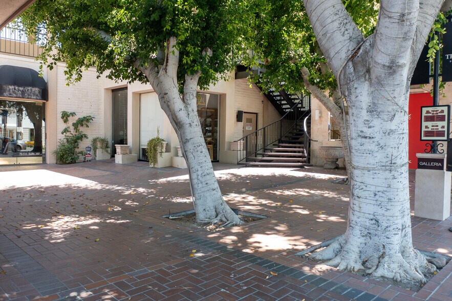 More Photos Of 73111 El Paseo Dr, Palm Desert Storefront Retail Office For Lease
