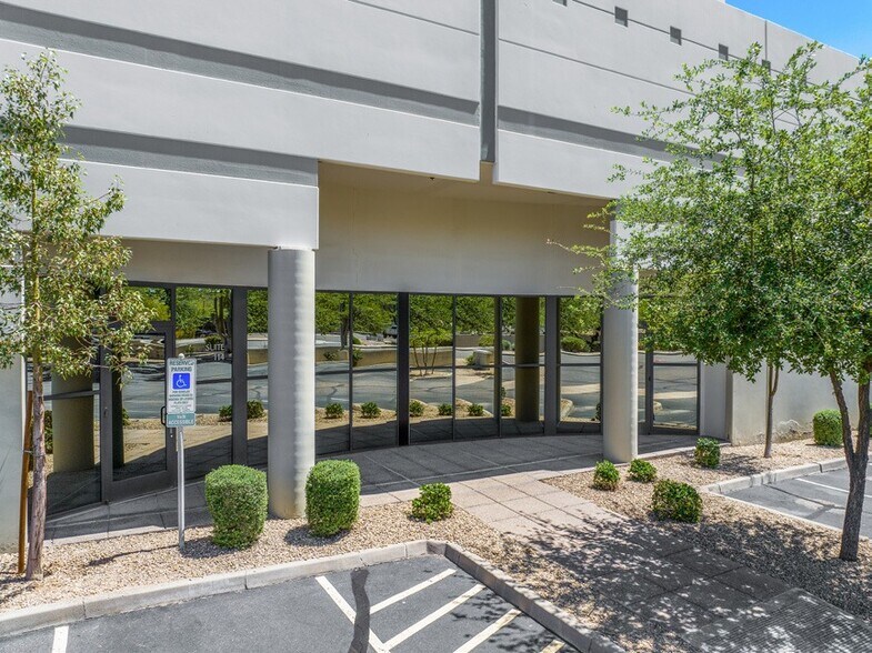 More Photos Of 9185 S Farmer Ave, Tempe Unknown For Lease