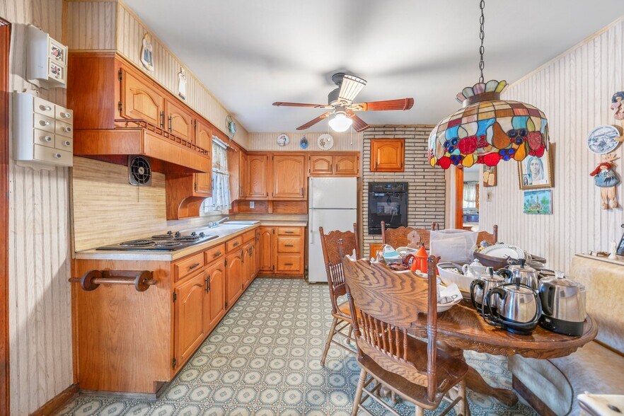 More Photos Of 15744 97th St, Howard Beach Multifamily For Sale