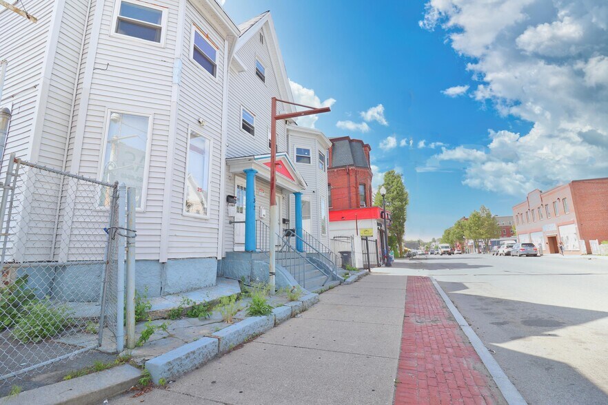 More Photos Of 324-326 Broadway, Lawrence Office Residential For Sale