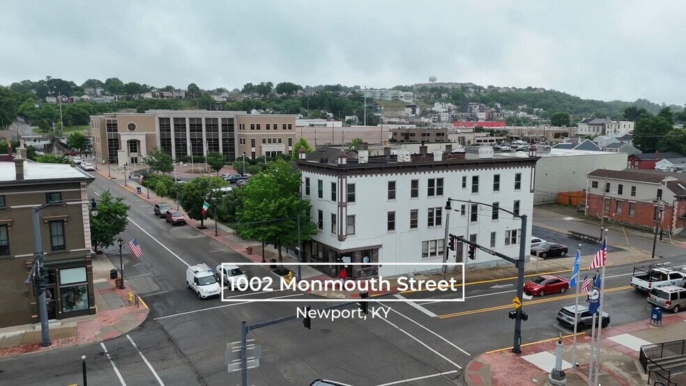 Primary Photo Of 1002 Monmouth St, Newport Office Residential For Sale