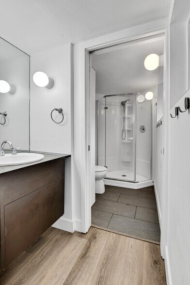 More Photos Of 325 Detroit St, Denver Office Residential For Lease