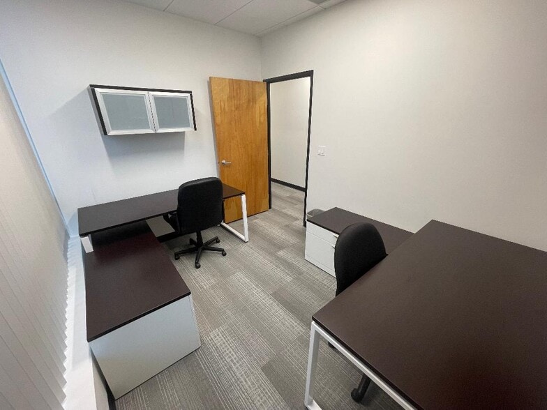 More Photos Of 8799 Balboa Ave, San Diego Office For Lease