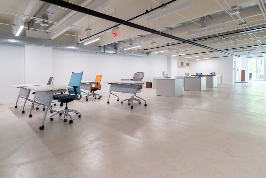 More Photos Of 26 NE 25th St, Miami Loft Creative Space For Lease