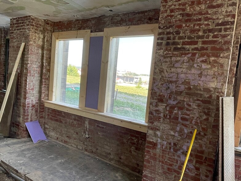 More Photos Of 651 Hansen Ave, Butler Office For Sale