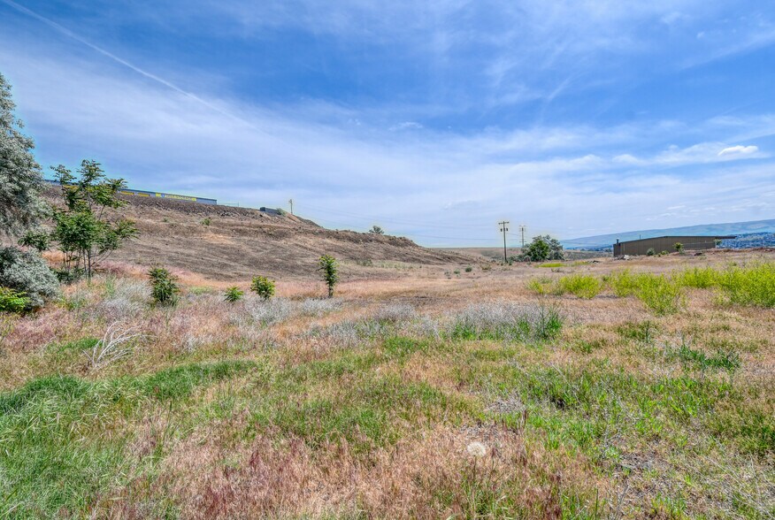 More Photos Of 1150 Airport Road rd, Pendleton Land For Sale