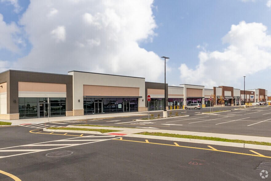 More Photos Of W Edgar Rd, Linden General Retail For Lease