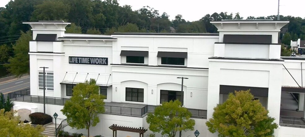 More Photos Of 5600 Roswell Rd, Sandy Springs Coworking Space