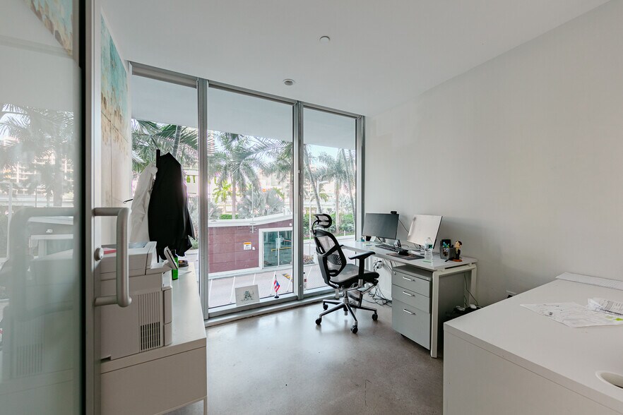 More Photos Of 350 S Miami Ave, Miami Apartments For Sale