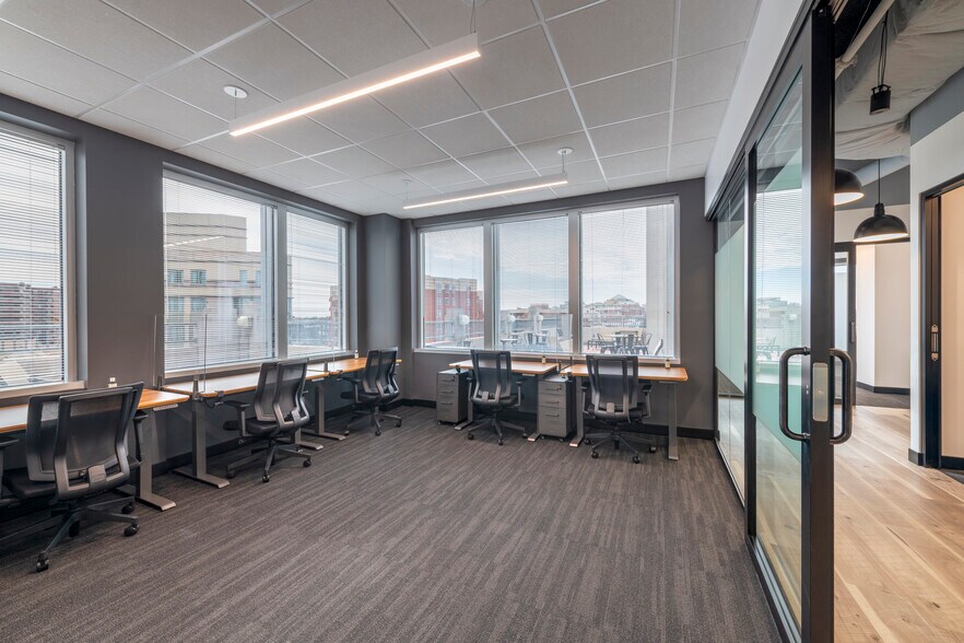 More Photos Of 2300 Wilson Blvd, Arlington Office For Lease