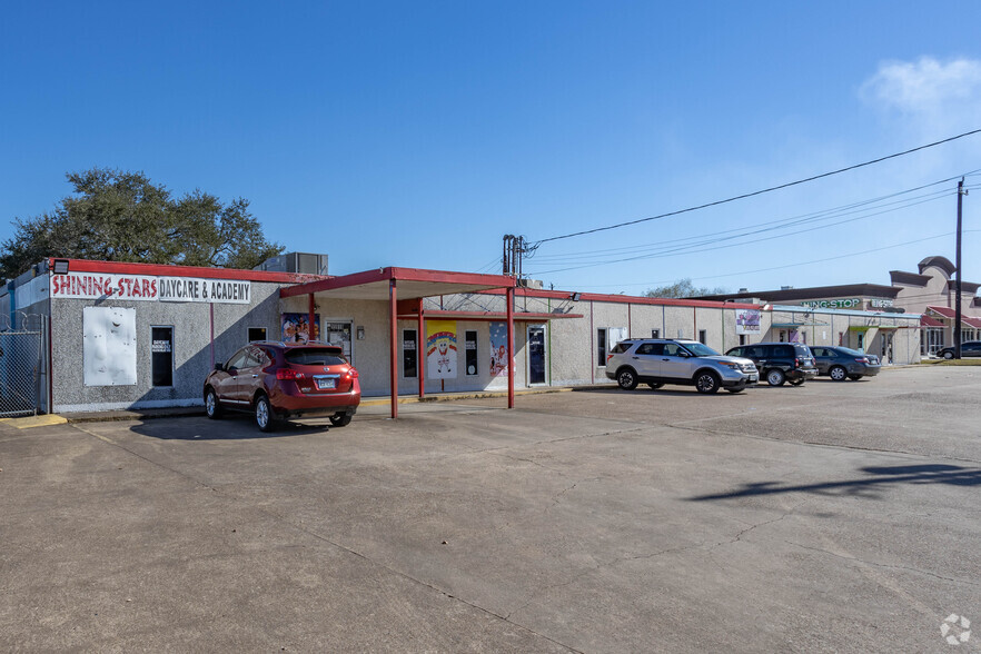 Primary Photo Of 15919 S Post Oak Rd, Houston Daycare Center For Sale