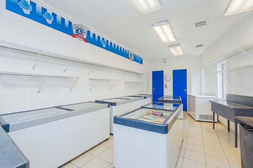 More Photos Of 2579 Cropsey Ave, Brooklyn Storefront Retail Residential For Sale