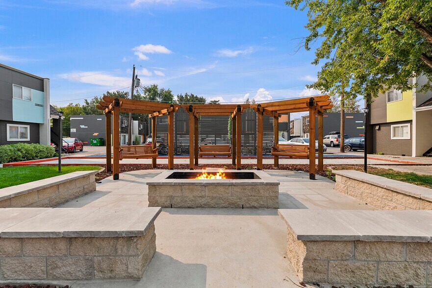 More Photos Of 529 Rossi St, Boise Apartments For Sale