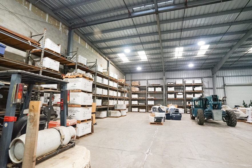 More Photos Of 2219 Hackett Rd, Ceres Warehouse For Sale