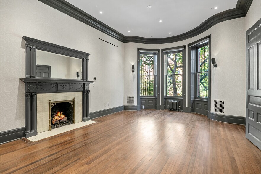 More Photos Of 1718-1720 N St NW, Washington Office For Lease